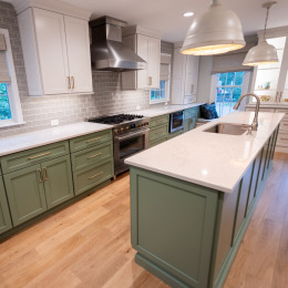 Hollowniczky-kitchen-and-bar-3-of-11