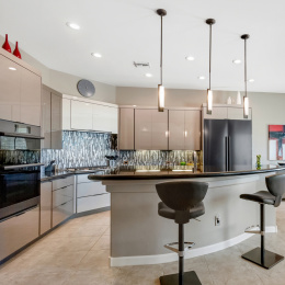 ConnectedtoNature6-Square