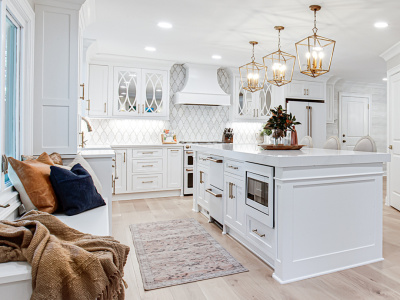 ElegantLargeKitchen8-Square