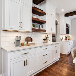 Modern-Farmhouse5-Square