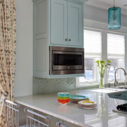 coastal-inspiration-lexington-kitchen-cabinet-view5