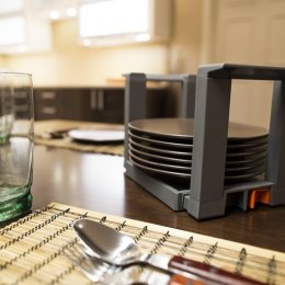 Convertible Plate Holder